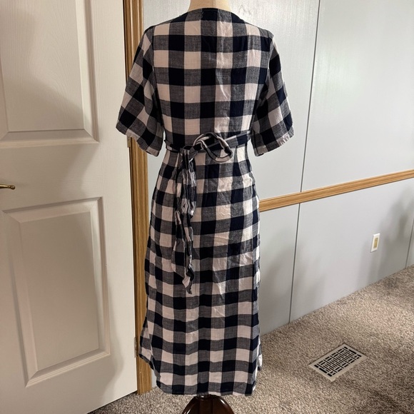 Urban Outfitters Navy and White Gingham Wrap Dress Size Small - Picture 13 of 14